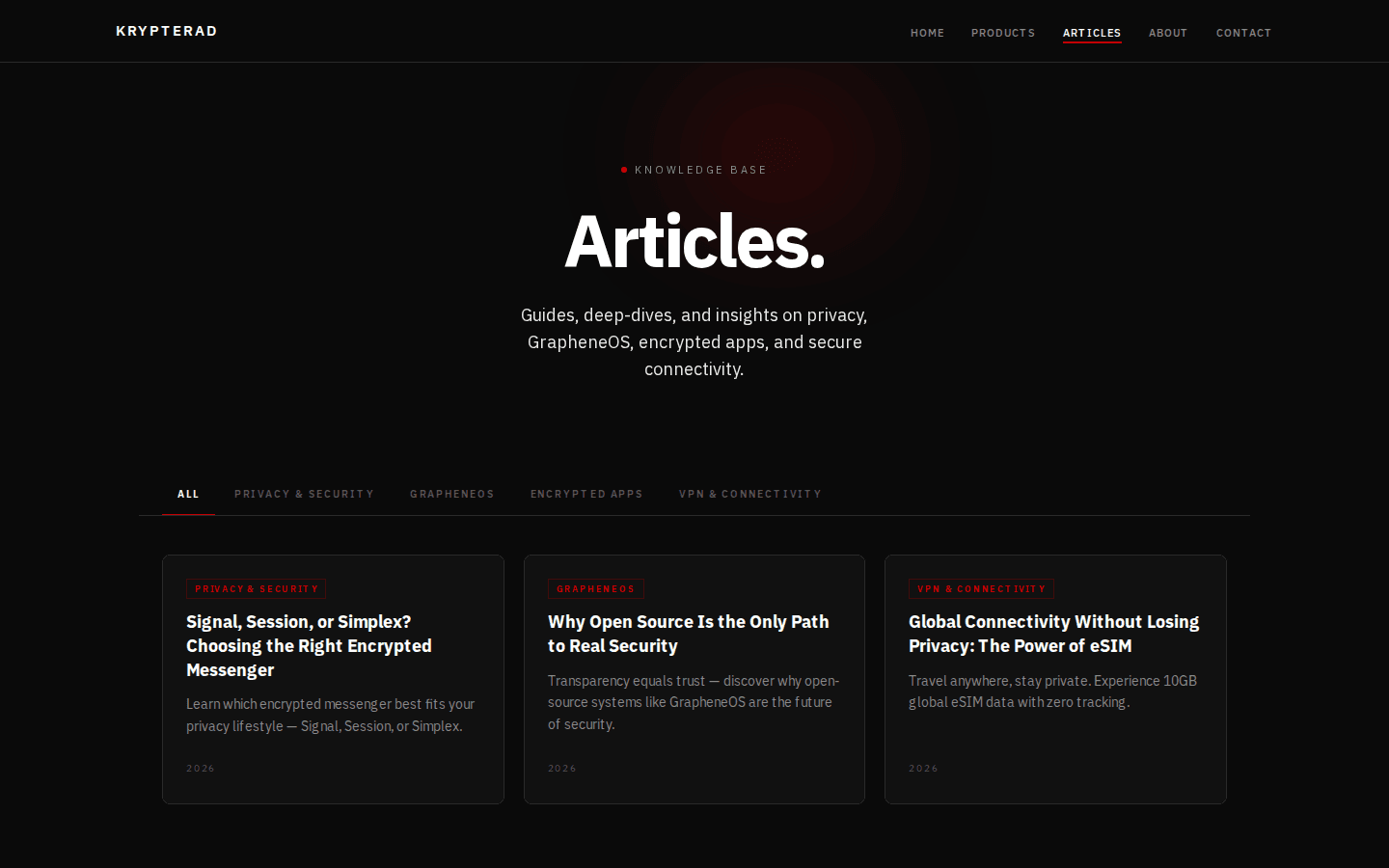 Page articles de krypterad.eu : titre « Articles. », filtres par catégorie et trois premières cartes d’articles.